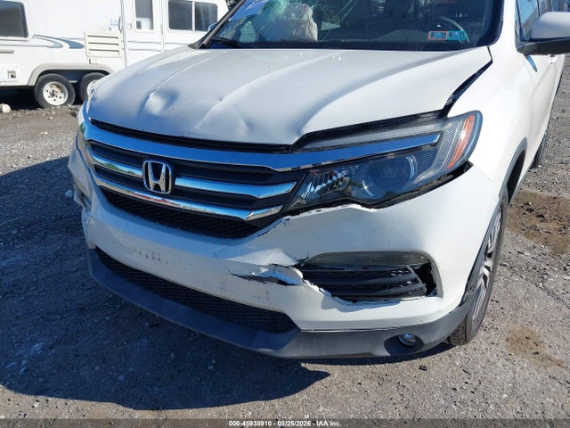 45938910 :رقم المزاد ، 5FNYF6H57GB006796 vin ، 2016 Honda Pilot Ex-l مزاد بيع