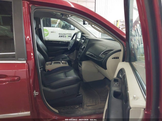 45938922 :رقم المزاد ، 2A4RR8DGXBR749989 vin ، 2011 Chrysler Town & Country Touring-l مزاد بيع