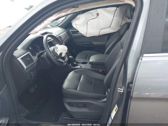 Продажа на аукционе авто 2021 Volkswagen Atlas Cross Sport 2.0t Se W/technology, vin: 1V2WC2CA5MC215264, номер лота: 45938926