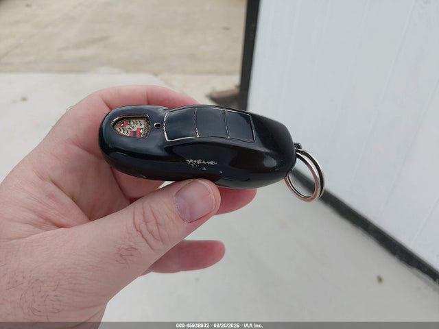 45938932 :رقم المزاد ، WP0AA2A71GL001661 vin ، 2016 Porsche Panamera 4 مزاد بيع