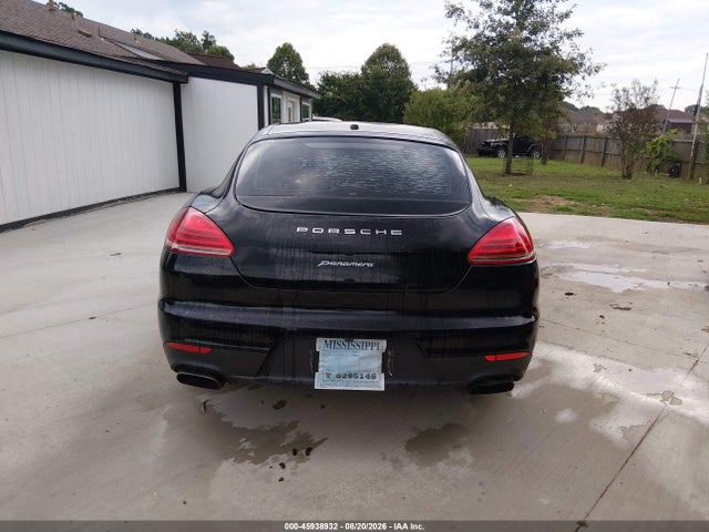 45938932 :رقم المزاد ، WP0AA2A71GL001661 vin ، 2016 Porsche Panamera 4 مزاد بيع