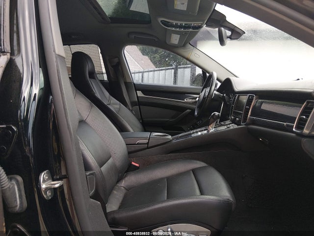 45938932 :رقم المزاد ، WP0AA2A71GL001661 vin ، 2016 Porsche Panamera 4 مزاد بيع