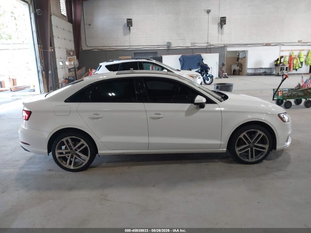 Aukcja sprzedaży 2018 Audi A3 2.0t Premium/2.0t Tech Premium, vin: WAUB8GFF8J1041118, numer aukcji: 45938933