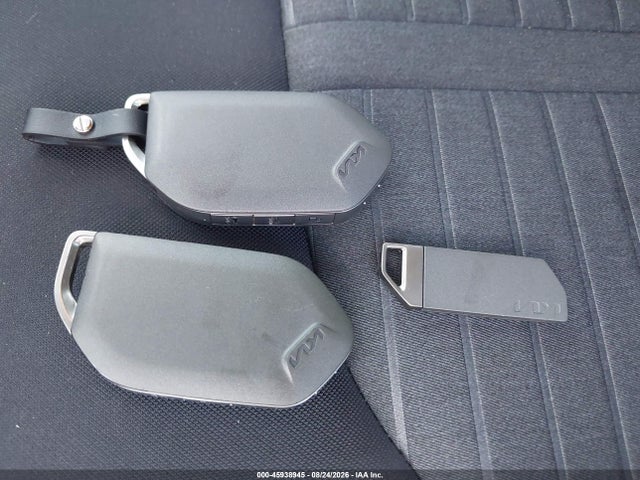 Продажа на аукционе авто 2025 Kia K5 Lxs, vin: KNAG24J73S5287719, номер лота: 45938945