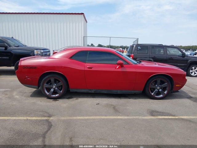 45938961 :رقم المزاد ، 2C3CDYAG2DH575377 vin ، 2013 Dodge Challenger Sxt مزاد بيع