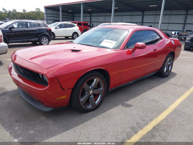 45938961 :رقم المزاد ، 2C3CDYAG2DH575377 vin ، 2013 Dodge Challenger Sxt مزاد بيع