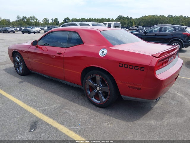 45938961 :رقم المزاد ، 2C3CDYAG2DH575377 vin ، 2013 Dodge Challenger Sxt مزاد بيع