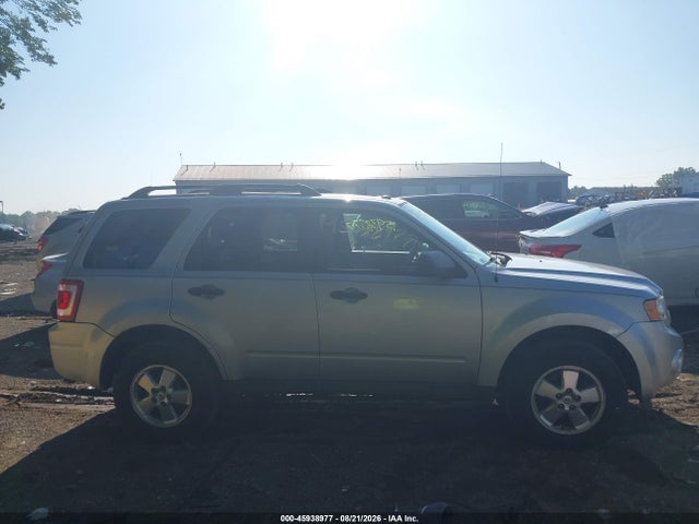 45938977 :رقم المزاد ، 1FMCU0DG9BKB97293 vin ، 2011 Ford Escape Xlt مزاد بيع