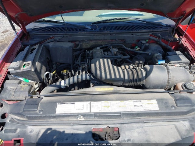 45939008 :رقم المزاد ، 5LMPU28L8WLJ60043 vin ، 1998 Lincoln Navigator مزاد بيع