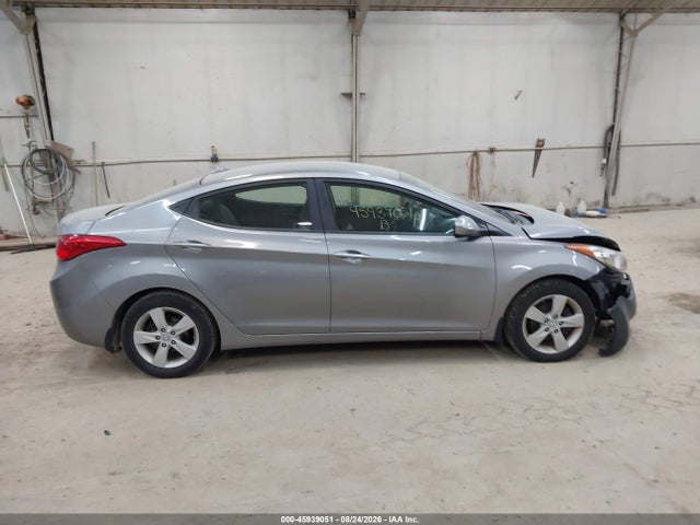 2013 Hyundai Elantra Gls მანქანა იყიდება აუქციონზე, vin: KMHDH4AE8DU976663, აუქციონის ნომერი: 45939051