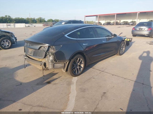 2018 Tesla Model 3 Long Range/mid Range მანქანა იყიდება აუქციონზე, vin: 5YJ3E1EA3JF101641, აუქციონის ნომერი: 45939115