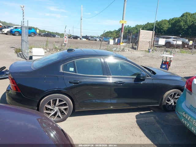 Aukcja sprzedaży 2020 Volvo S60 T6 Momentum, vin: 7JRA22TK4LG071691, numer aukcji: 45939136