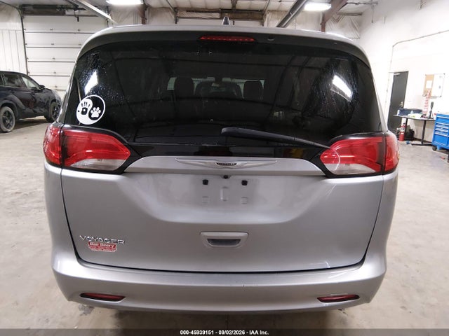 2021 Chrysler Voyager Lxi მანქანა იყიდება აუქციონზე, vin: 2C4RC1DG6MR515687, აუქციონის ნომერი: 45939151