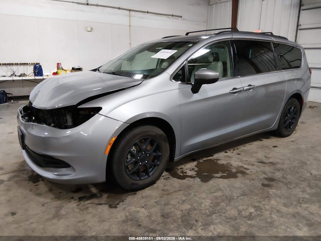 2021 Chrysler Voyager Lxi მანქანა იყიდება აუქციონზე, vin: 2C4RC1DG6MR515687, აუქციონის ნომერი: 45939151