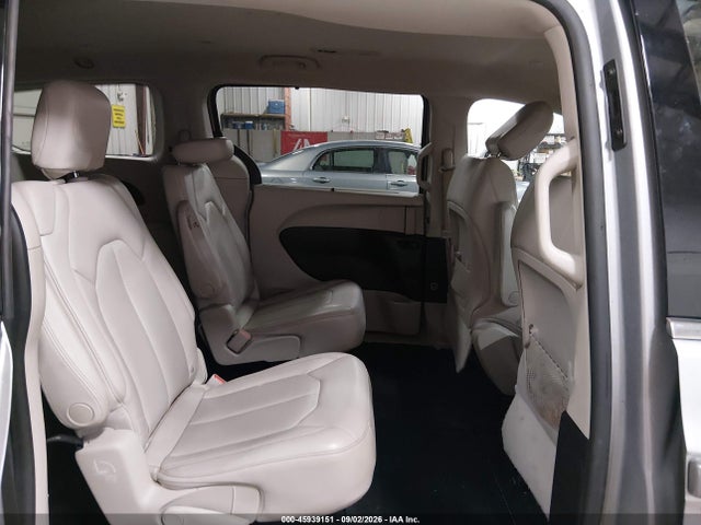 2021 Chrysler Voyager Lxi მანქანა იყიდება აუქციონზე, vin: 2C4RC1DG6MR515687, აუქციონის ნომერი: 45939151