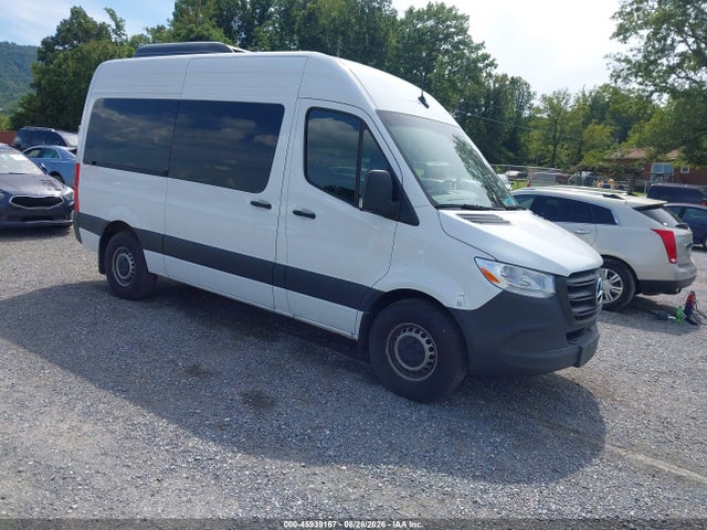 45939167 :رقم المزاد ، W1Z4KFHY7SP809795 vin ، 2025 Mercedes-benz Sprinter 2500 Standard Roof 4-cyl Diesel مزاد بيع