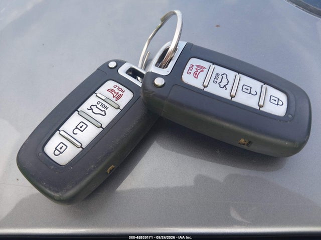 Продажа на аукционе авто 2011 Hyundai Sonata Limited, vin: 5NPEC4AC5BH302208, номер лота: 45939171