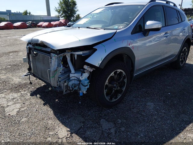 JF2GTAEC9M8233074 Subaru Crosstrek Premium