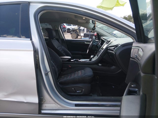 45939212 :رقم المزاد ، 3FA6P0H71GR172402 vin ، 2016 Ford Fusion Se مزاد بيع