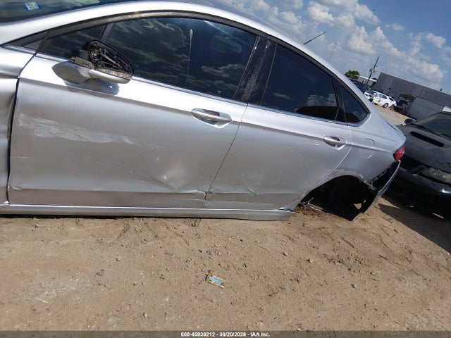 45939212 :رقم المزاد ، 3FA6P0H71GR172402 vin ، 2016 Ford Fusion Se مزاد بيع