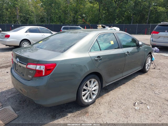 45939215 :رقم المزاد ، 4T1BD1FK9DU073745 vin ، 2013 Toyota Camry Hybrid Xle مزاد بيع