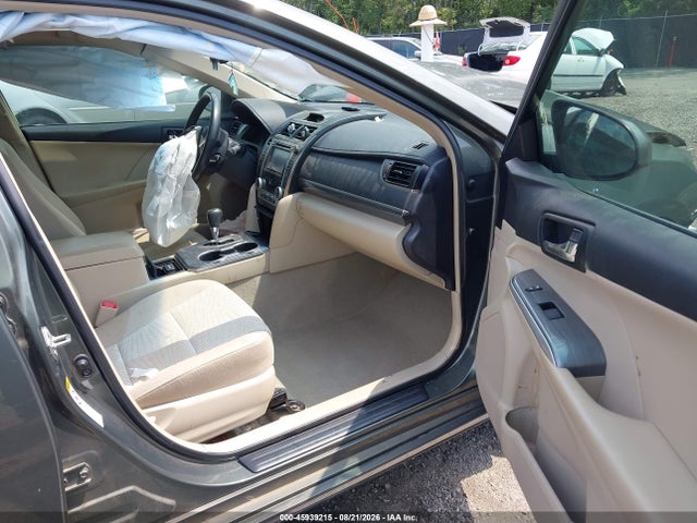 45939215 :رقم المزاد ، 4T1BD1FK9DU073745 vin ، 2013 Toyota Camry Hybrid Xle مزاد بيع