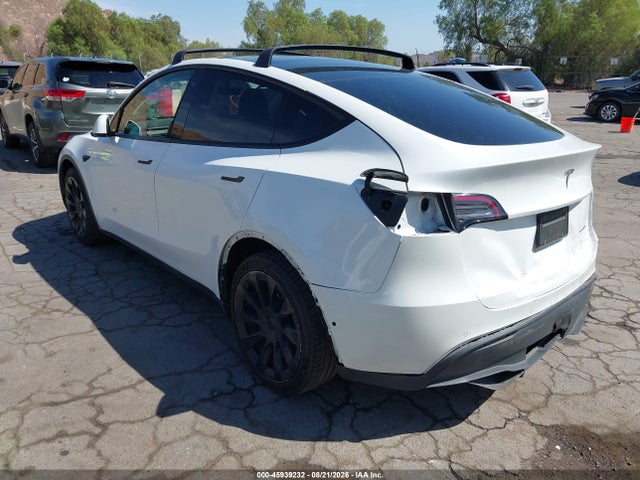 Продаж на аукціоні авто 2021 Tesla Model Y Long Range Dual Motor All-wheel Drive, vin: 5YJYGDEE2MF112154, номер лоту: 45939232