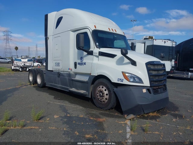 2020 Freightliner New Cascadia 126 მანქანა იყიდება აუქციონზე, vin: 3AKJHHDR1LSKC0540, აუქციონის ნომერი: 45939263