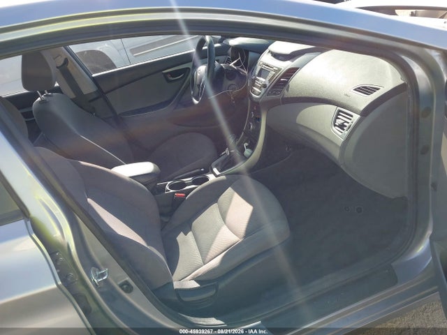 45939267 :رقم المزاد ، 5NPDH4AE3GH745706 vin ، 2016 Hyundai Elantra Se مزاد بيع
