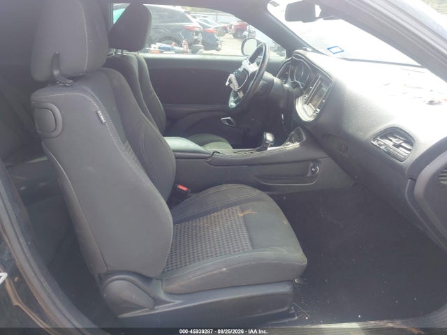 Продаж на аукціоні авто 2019 Dodge Challenger Sxt Awd, vin: 2C3CDZGG1KH594111, номер лоту: 45939287