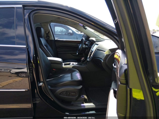 45939299 :رقم المزاد ، 3GYFNCE35DS622893 vin ، 2013 Cadillac Srx Luxury Collection مزاد بيع