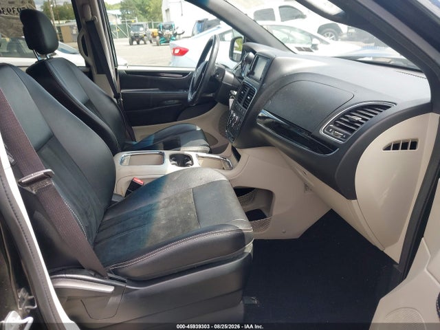 Продажа на аукционе авто 2017 Dodge Grand Caravan Sxt, vin: 2C4RDGCG1HR858916, номер лота: 45939303