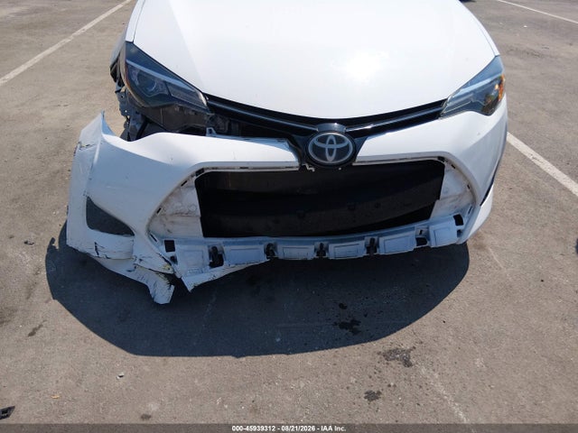 2017 Toyota Corolla Le მანქანა იყიდება აუქციონზე, vin: 5YFBURHE4HP570456, აუქციონის ნომერი: 45939312