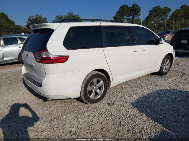Toyota Sienna Le 8 Passenger 2015 5TDKK3DC4FS590654 Image 4