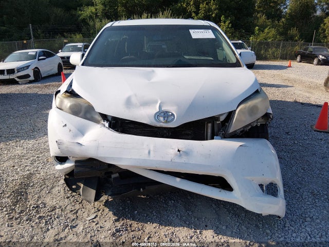 Toyota Sienna Le 8 Passenger 2015 5TDKK3DC4FS590654 Image 6