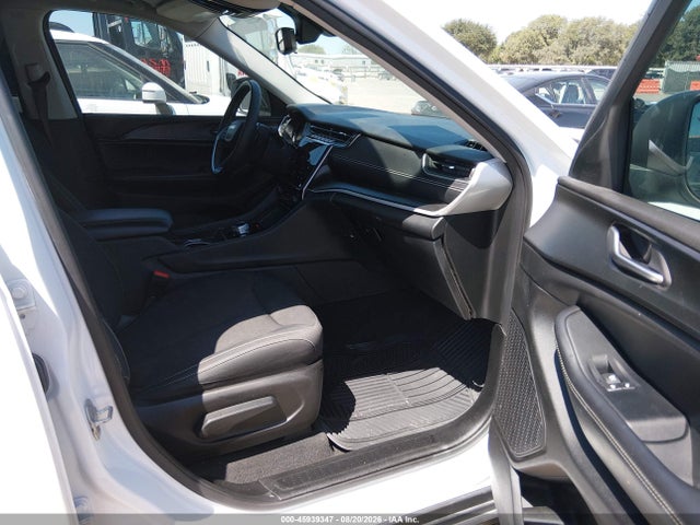 Aukcja sprzedaży 2023 Jeep Grand Cherokee L Laredo 4x2, vin: 1C4RJJAG2P8901582, numer aukcji: 45939347
