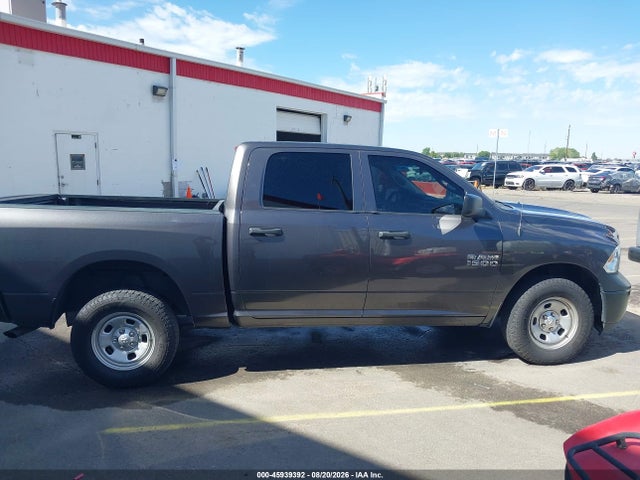 45939392 :رقم المزاد ، 1C6RR7KG0JS306807 vin ، 2018 Ram 1500 Tradesman  4x4 5'7 Box مزاد بيع