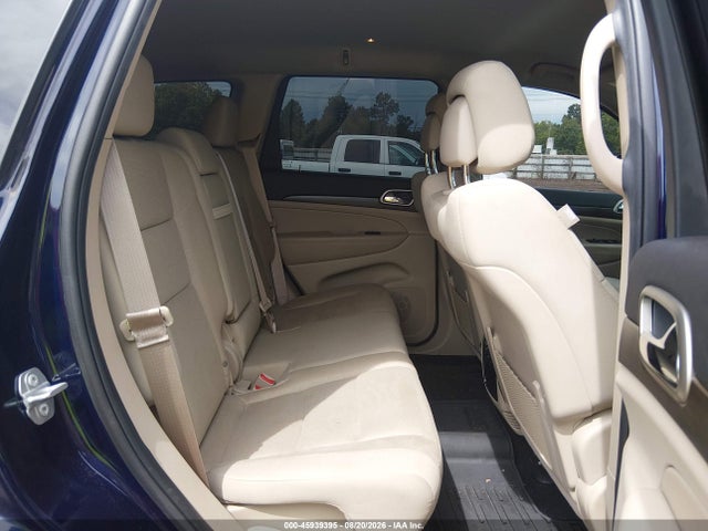 Продажа на аукционе авто 2017 Jeep Grand Cherokee Laredo, vin: 1C4RJFAG0HC851213, номер лота: 45939395