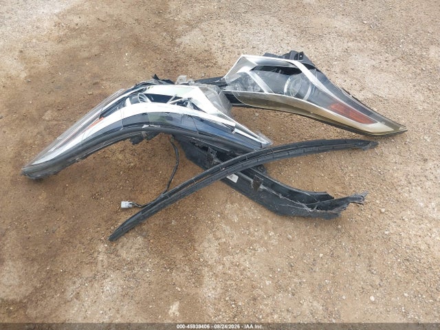 45939406 :رقم المزاد ، NMTKHMBXXJR037346 vin ، 2018 Toyota C-hr Xle Premium مزاد بيع