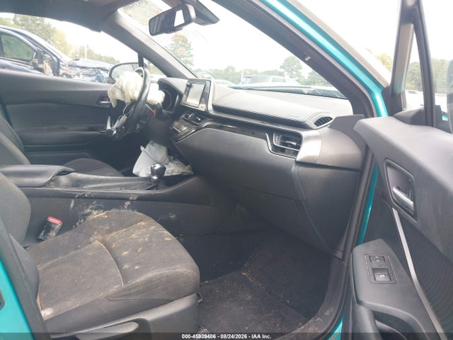 45939406 :رقم المزاد ، NMTKHMBXXJR037346 vin ، 2018 Toyota C-hr Xle Premium مزاد بيع
