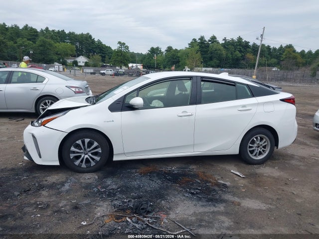 Toyota Prius Le Awd-e 2021 JTDL9MFU0M3023254 Image 14