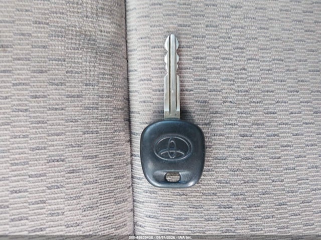 Продажа на аукционе авто 2004 Toyota Camry Xle, vin: 4T1BE32K34U841668, номер лота: 45939438