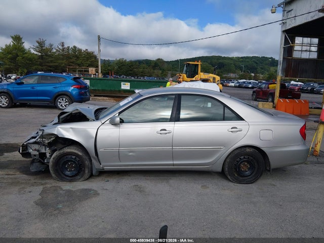 Продажа на аукционе авто 2004 Toyota Camry Xle, vin: 4T1BE32K34U841668, номер лота: 45939438