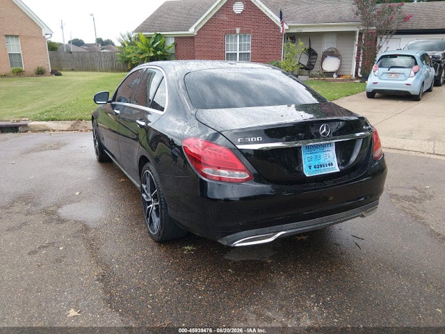 45939476 :رقم المزاد ، 55SWF4KB9GU147359 vin ، 2016 Mercedes-benz C 300 Luxury 4matic مزاد بيع