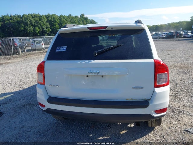 2013 Jeep Compass Latitude მანქანა იყიდება აუქციონზე, vin: 1C4NJDEB5DD207812, აუქციონის ნომერი: 45939483