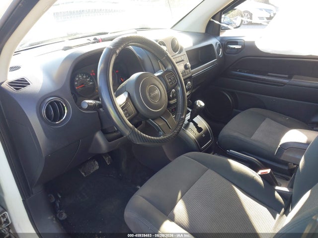 2013 Jeep Compass Latitude მანქანა იყიდება აუქციონზე, vin: 1C4NJDEB5DD207812, აუქციონის ნომერი: 45939483