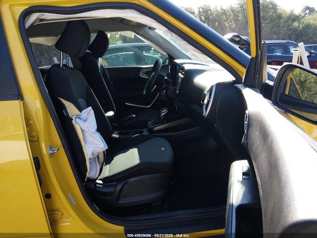 2020 Kia Soul Lx მანქანა იყიდება აუქციონზე, vin: KNDJ23AU7L7095573, აუქციონის ნომერი: 45939496