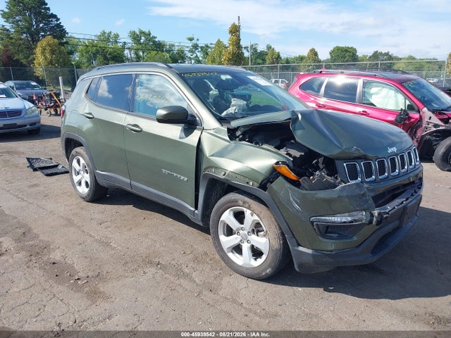 45939542 :رقم المزاد ، 3C4NJDBB8MT565968 vin ، 2021 Jeep Compass Latitude 4x4 مزاد بيع