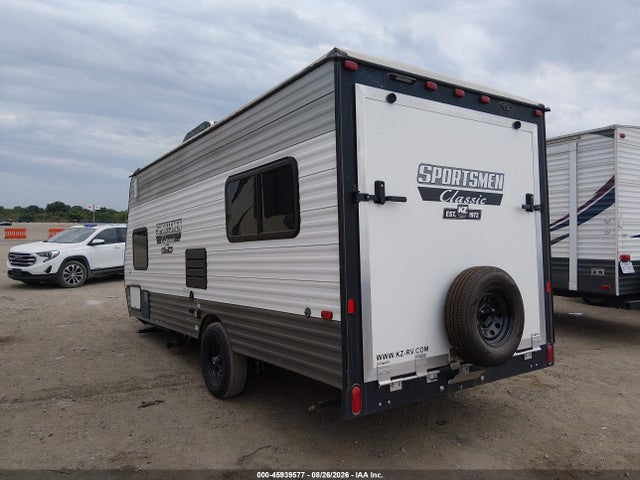 Продаж на аукціоні авто 2022 K-z Inc Travel Trailer, vin: 4EZTK1813N4120643, номер лоту: 45939577