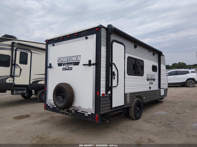 Продаж на аукціоні авто 2022 K-z Inc Travel Trailer, vin: 4EZTK1813N4120643, номер лоту: 45939577